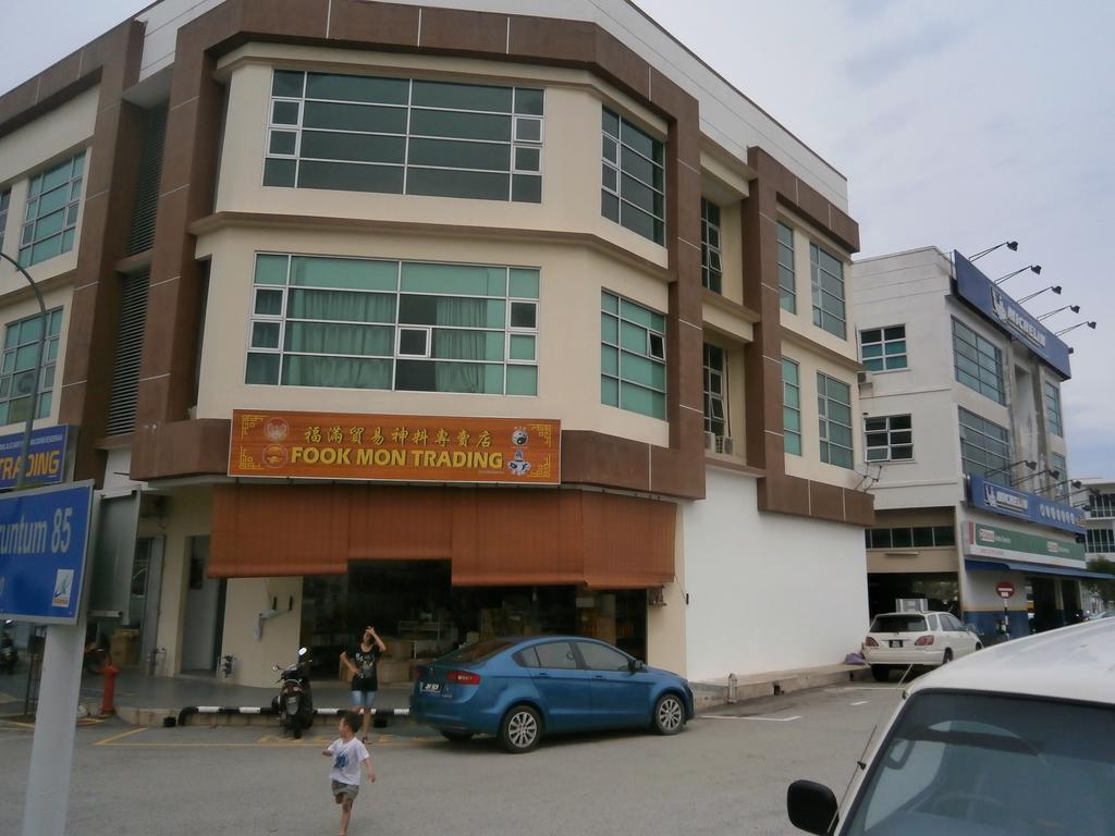 F.M Guesthouse Kampong Darat Tanah Puteh エクステリア 写真